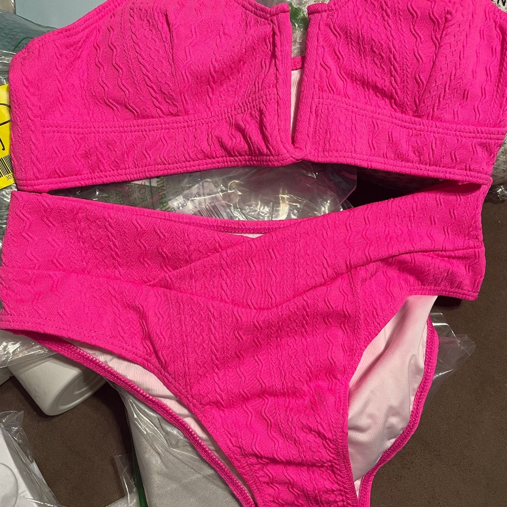 V cut high waisted bikini- Medium